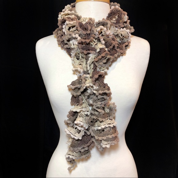 Brown Cream Ombré Spiral Crochet Knit Scarf - Picture 3 of 4